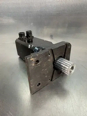 Servotronic Ag 640.6.70D / 640670D 9000RPM 330V (7.4.1)