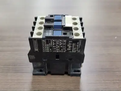 USED TELEMECANIQUE LC1D0910F7