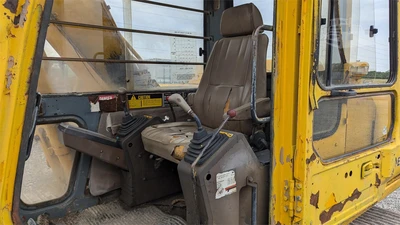USED 1988 DEERE 490D
