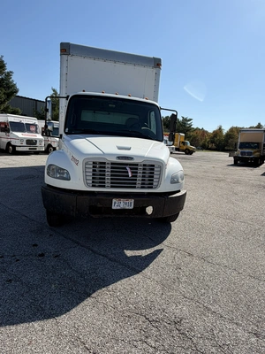 Used 2012 FREIGHTLINER BUSINESS CLASS M2 26' BOX TRUCK Box trucks Ohio US | Miedema Asset Management Group #1709389