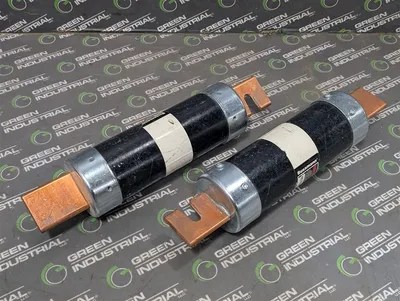 Lot of 2 Bussmann FRS-R-225 Fuestron Dual Element Time Delay Fuses 225A Used
