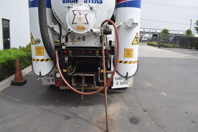 Used 2014 INTERNATIONAL 4300 Vacuum Truck California US | Big Truck & Equipment #1412189