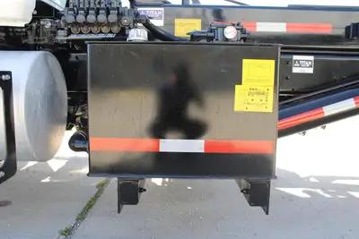 Used 2025 MACK MD7 Rolloff Trucks Texas US | Roll Off Truck World #1491915