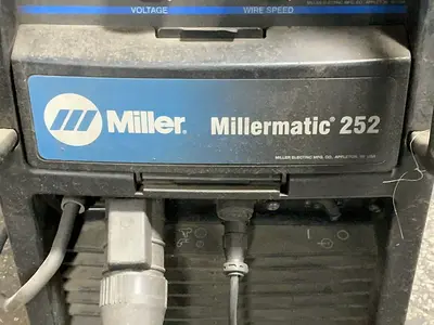 Used MILLER MILLERMATIC 252 Mig Welders Ohio US | HGR 24 #1506600
