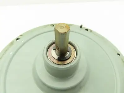 Yaskawa Electric Corp PMEE-12CBB Welder Wire Motor Feeder 24VDC 5A Motor Only