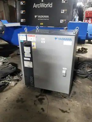 2014 Yaskawa Motoman MSRS2-555 Multi-Robot Welding Cells | ACES Robotics Ltd (7)