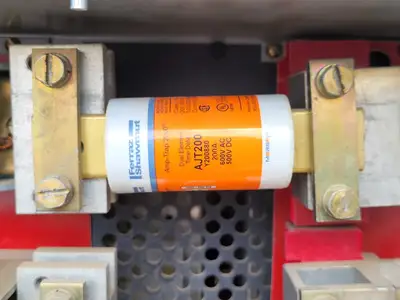 Power Distribution Center (PDC), 1600A Main, 2-400A & 4-100A