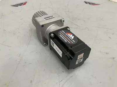 USED YASKAWA SGMAS-08A2A21-Y2