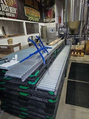 Roberts PolyPro GPA70 Beverage Can Carrier Applicator