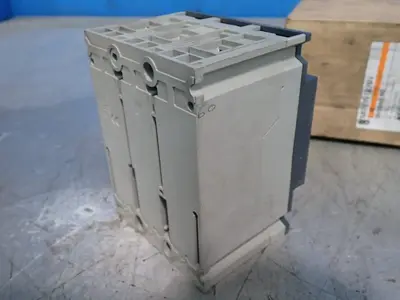 USED MERLIN GERIN NSC100N