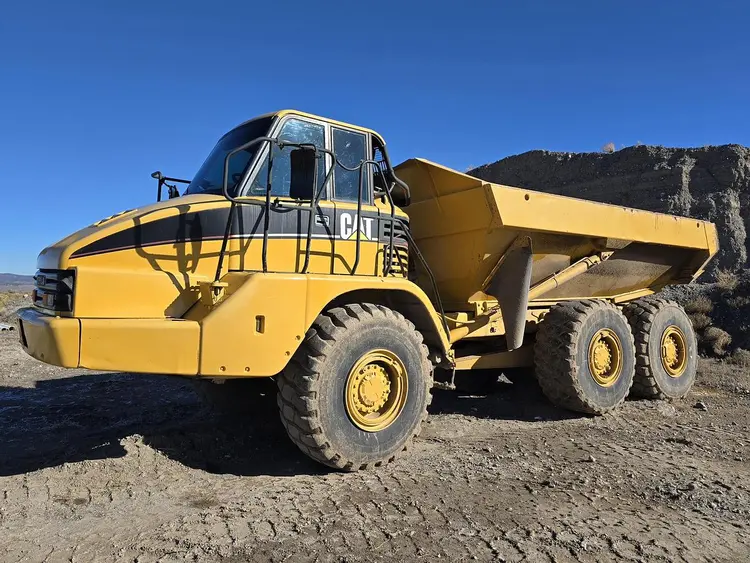 Used CATERPILLAR 730 Articulated Dump Trucks Utah US | Berry Machinery #910925