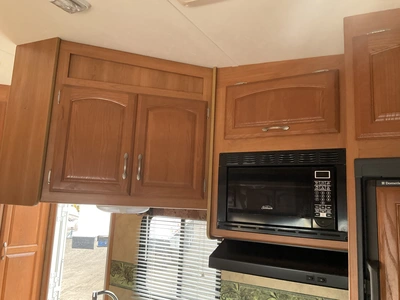 Used 2010 COUGAR 293SAB Campers, Caravans, Motorhomes Michigan US | Miedema Asset Management Group #1761301