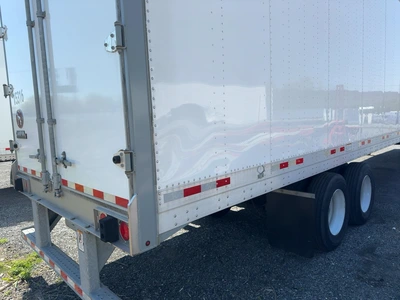 USED 2022 GREAT DANE CS1
