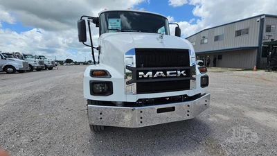 New | in-Stock 2027 MACK MD6 Rolloff Trucks Texas US | Roll Off Truck World #1491880