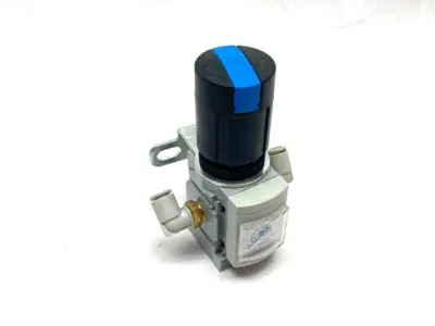 MS4-LR-1/4-D6-AS, 529417 | Festo MS4-LR-1/4-D6-AS Pressure Regulator G 1/4" 529417 w/ Bracket Mount - Used