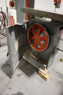 Used DOALL 2013-V Vertical Band Saws Minnesota US | Machinesused.com #1293499
