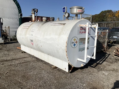 Used FIREGUARD 1000 GALLON GAS TANK Stationary Fuel Tanks Michigan US | Miedema Asset Management Group #1579229