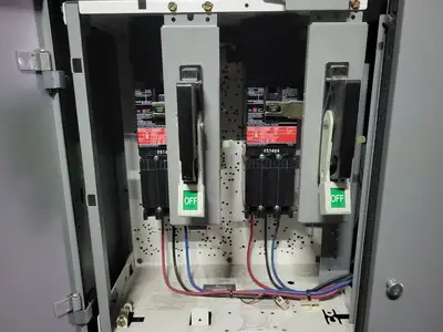 Dual 20/15A Circuit Breaker MCC Bucket