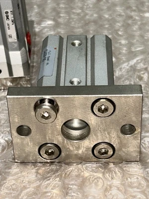 NEW SMC CQ2B25-20D