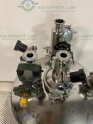 USED ALLOY PRODUCTS 45 LITER STAINLESS STEEL REACTOR 50 PSI W/ BOTTOM DRAIN & VALVES