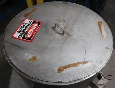 SPC8679  Tank 350 gallon vertical tank, Stainless Steel, flat