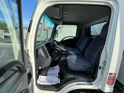 Used 2023 ISUZU NPR HD Box trucks Florida US | Truck and Van Outlet #1708746