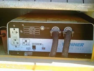 USED 1998 VERSALIFT TEL29ENH