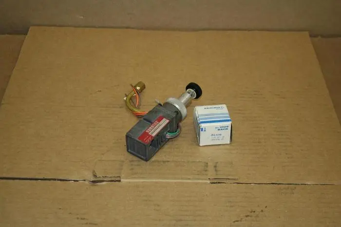 Used NUMATICS 081RS100C Regulators | Ideal Machinery #662094