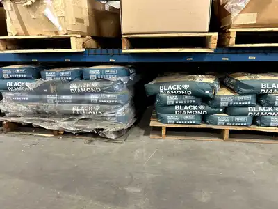 BLACK DIAMOND IRON SILICATE SANDBLAST