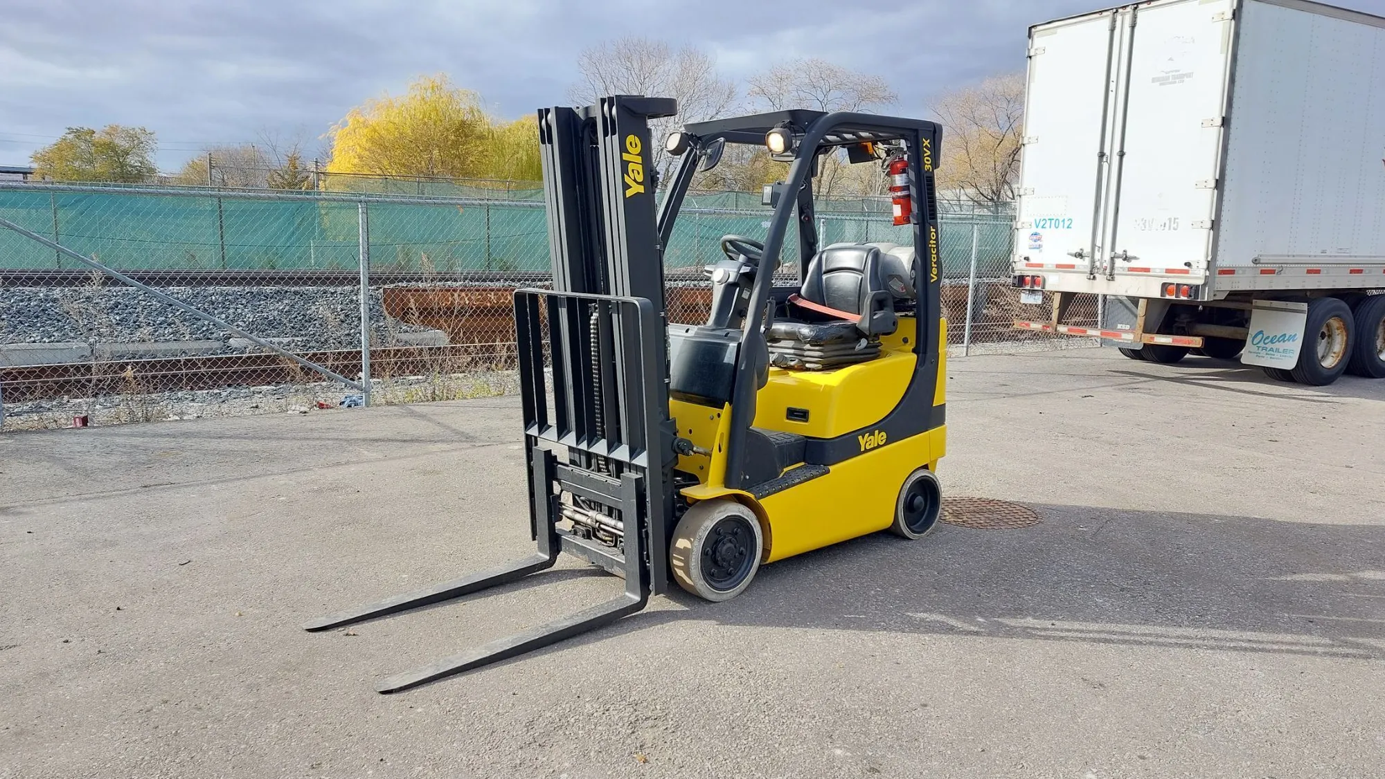 USED 2019 YALE GLC030VXNUAE082