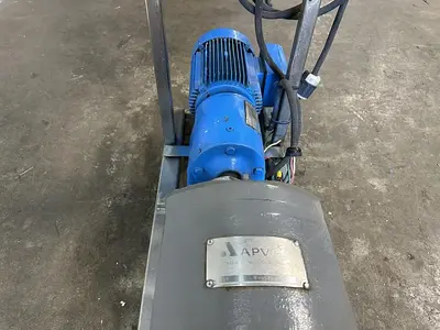 USED APV-CREPACO R4R
