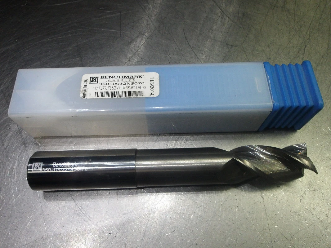 Benchmark 1" 3 Flute Carbide SQ Endmill 1" Shank 35010032NS070 (LOC2191)