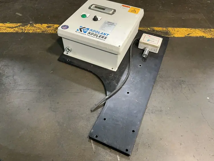 Used DIMPLEX THERMAL SOLUTIONS GV 3000 REMOTE CONTROL BOX Automation Control (HMI) Ohio US | HGR 24 #1355925