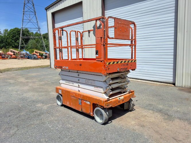 Used 2016 Snorkel S4732E Scissor Lifters North Carolina US | Stack Equipment #1080299