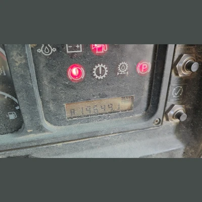 USED 1999 CATERPILLAR D6R LGP
