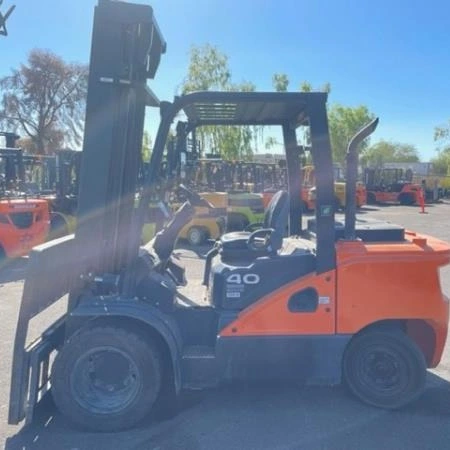 Used 2020 DOOSAN D40S-7 Internal Combustion Forklifts: Pneumatic Tire Arizona US | Leavitt Machinery #1443680