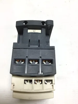 Schneider Electric LC1 D18 Magnetic Contactor 32A 6kV 3PH 5HP
