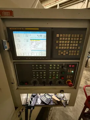 2016 FIRST V43 CNC Machining Center | ListingHippo (16)