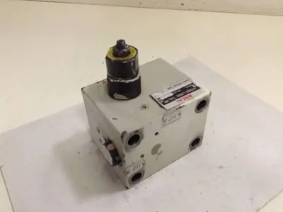 USED NACHI HT-G10-2C2-S-4104A