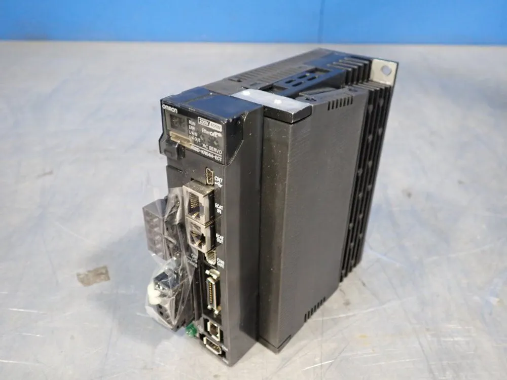 USED OMRON R88DKN04HECT