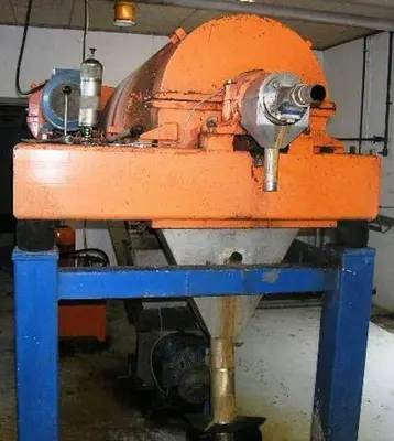 Humboldt S 3-0 solid bowl decanter centrifuge, CS.