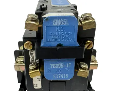 USED JOSLYN CLARK 7001-7140-11 CONTACTOR 110/120V W/ 78095-1T CONTACT 5M65L