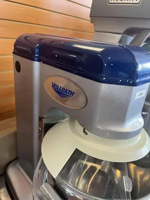 USED HOBART MIX1007