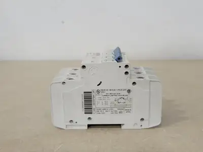 Used ALLEN-BRADLEY 1489-A3C400 Switchgears British Columbia CA | Lenmark #239236