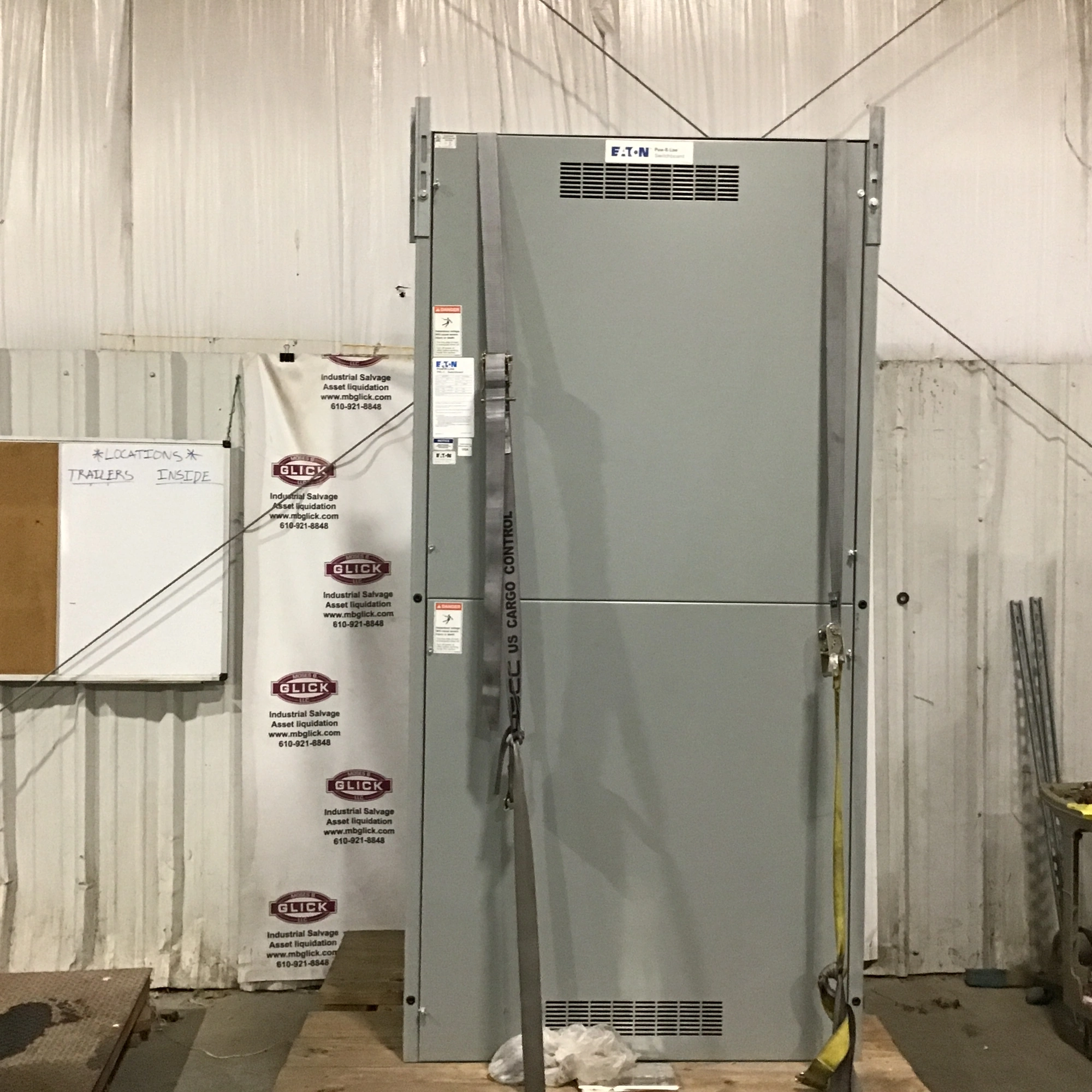 Eaton Pow-R-Line PRL-C Panel/Switchboard 3Phase 4Wire 60Hz 480V Enclosure Type 1