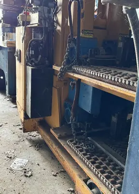 USED GREEN VALLEY \/ TITAN 2332