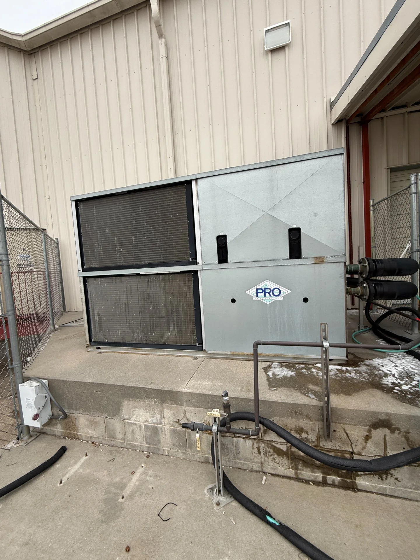 PRO CHILLER Glycol Chiller dual compressor 24hp PM212F6R4200-A-VC  230v 3ph
