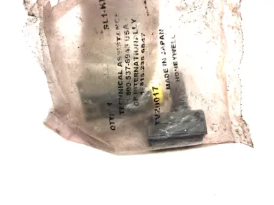 NEW HONEYWELL MINIATURE LIMIT SWITCH ROLLER PLUNGER