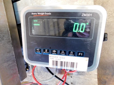 USED AVERY WEIGH TRONICS ZM-301-SD1