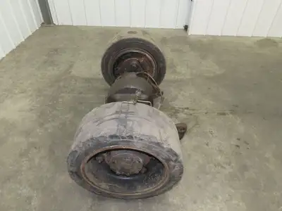 Hyster E60Z Forklift Dual-Wheel Drive Axle Assembly 6-Lug